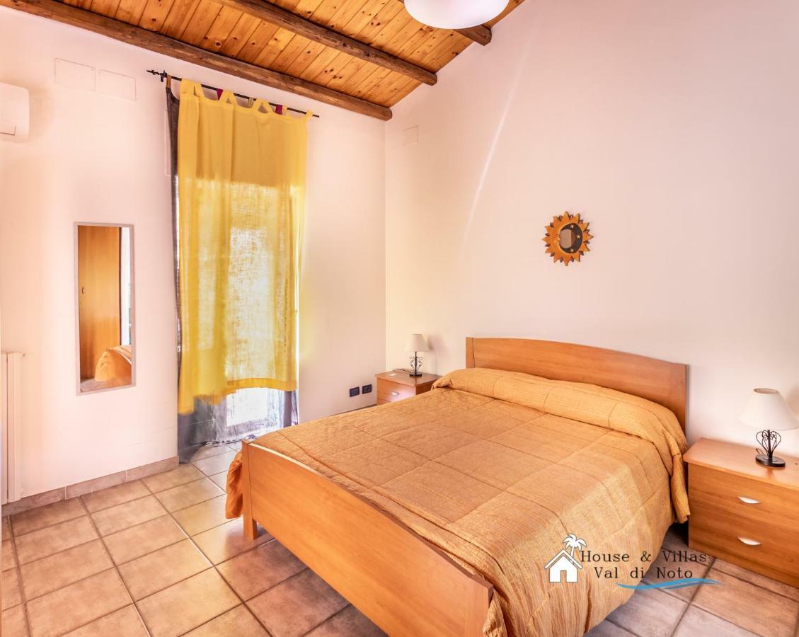 Akrai Hotell Palazzolo Acreide Exteriör bild